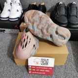 Y*eezy Foam Runner GY3969