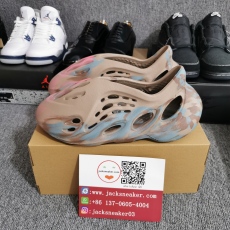 Y*eezy Foam Runner GY3969