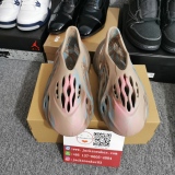 Y*eezy Foam Runner GY3969