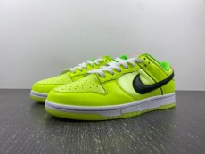 N*ike Dunk Low “Glow in the Dark” FJ4610-702