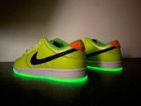 N*ike Dunk Low “Glow in the Dark” FJ4610-702