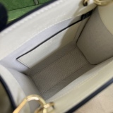 G*ucci Top Bag  16*20*7CM