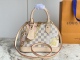 L*ouis V*uitton Top Bag   23.5*17.5*11.5CM