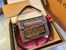 L*ouis V*uitton Top Bag 20*15*9CM