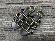 Women V*alentino Top Quality Sandals