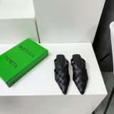 Women B*ottega Top Sandals