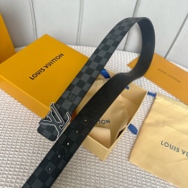 L*ouis V*uitton Belts Top Quality 40MM