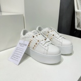 Women 𝑉*𝐴𝐿𝐸𝑁𝑇𝐼𝑁𝑂 Top Sneakers
