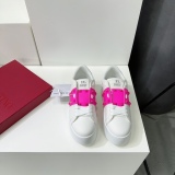 Women 𝑉*𝐴𝐿𝐸𝑁𝑇𝐼𝑁𝑂 Top Sneakers