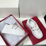 Women 𝑉*𝐴𝐿𝐸𝑁𝑇𝐼𝑁𝑂 Top Sneakers