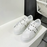 Women 𝑉*𝐴𝐿𝐸𝑁𝑇𝐼𝑁𝑂 Top Sneakers