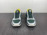 N*IKE KOBE V PROTRO CD4991-300