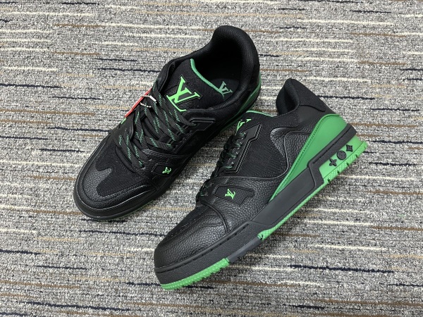 Men L*ouis V*uitton Top Sneakers