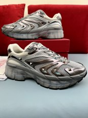 Men  𝑉*𝐴𝐿𝐸𝑁𝑇𝐼𝑁𝑂 Top Sneakers