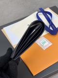L*ouis V*uitton Top Wallets   11.5*9CM