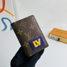 L*ouis V*uitton Top Wallets   11*8CM