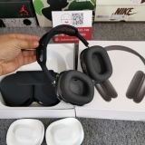 A*irPods Max