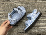 Women  L*ouis V*uitton Top Sandals