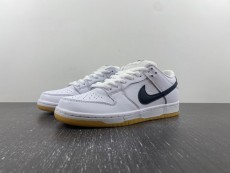 SB Dunk Low Pro CD2563-101