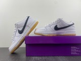 SB Dunk Low Pro CD2563-101