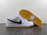 SB Dunk Low Pro CD2563-101