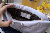 L*ouis V*uitton Bag Top Quality  25*13CM