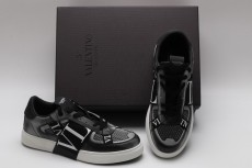 Men Women 𝑉*𝐴𝐿𝐸𝑁𝑇𝐼𝑁𝑂 Top Sneakers