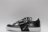 Men Women 𝑉*𝐴𝐿𝐸𝑁𝑇𝐼𝑁𝑂 Top Sneakers