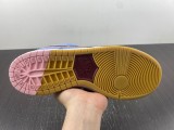 N*ike SB Dunk Low “Phillies”  DQ4040-400