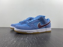 N*ike SB Dunk Low “Phillies”  DQ4040-400