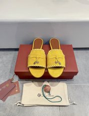 Women L*oro P*iana Top Sandals