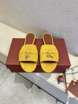 Women L*oro P*iana Top Sandals