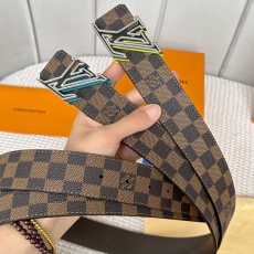 L*ouis V*uitton Belts Top Quality 40MM