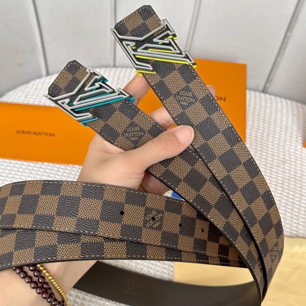 L*ouis V*uitton Belts Top Quality 40MM