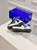 Women C*HOCO C*ONCERT Top Sneaker