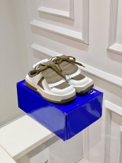 Women C*HOCO C*ONCERT Top Sneaker