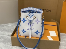 L*ouis V*uitton Bag Top Quality 20*20*13CM
