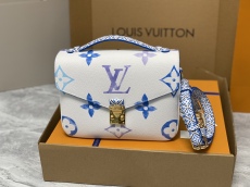 L*ouis V*uitton Top Bag 25*19*7CM