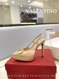 Women V*alentino Top Sandals
