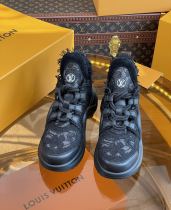 Women L*ouis V*uitton Archlight Top Sneaker