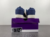 N*ike Dunk Low