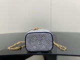 L*ouis V*uitton Top Bag  11*10*8CM
