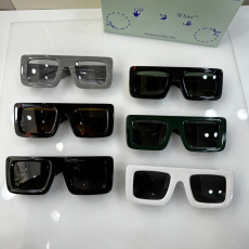 O*ff W*hite  Glasses Top