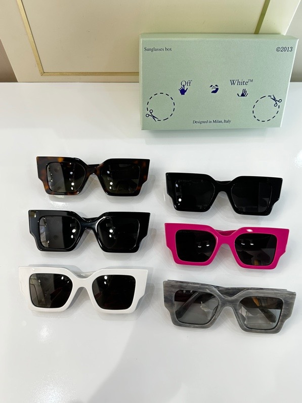 O*ff W*hite  Glasses Top