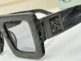 O*ff W*hite  Glasses Top