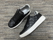Men  L*ouis V*uitton Top Sneakers