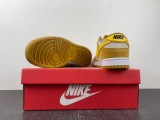 N*ike Dunk Low WMNS “Gold Suede” DV7411-200