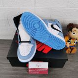 Air Jordan 1 High OG University Blue 555088-134