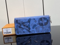 L*ouis V*uitton Top Wallets