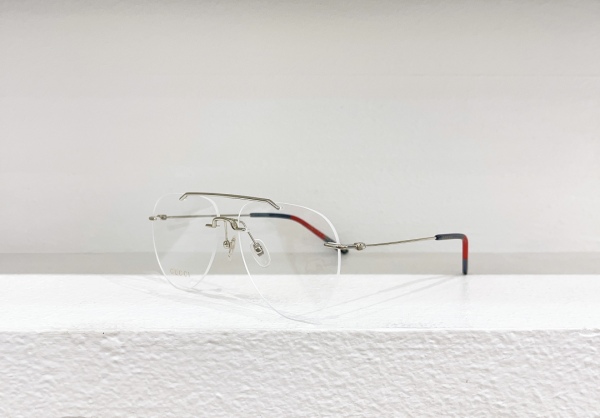 G*ucci  Glasses Top